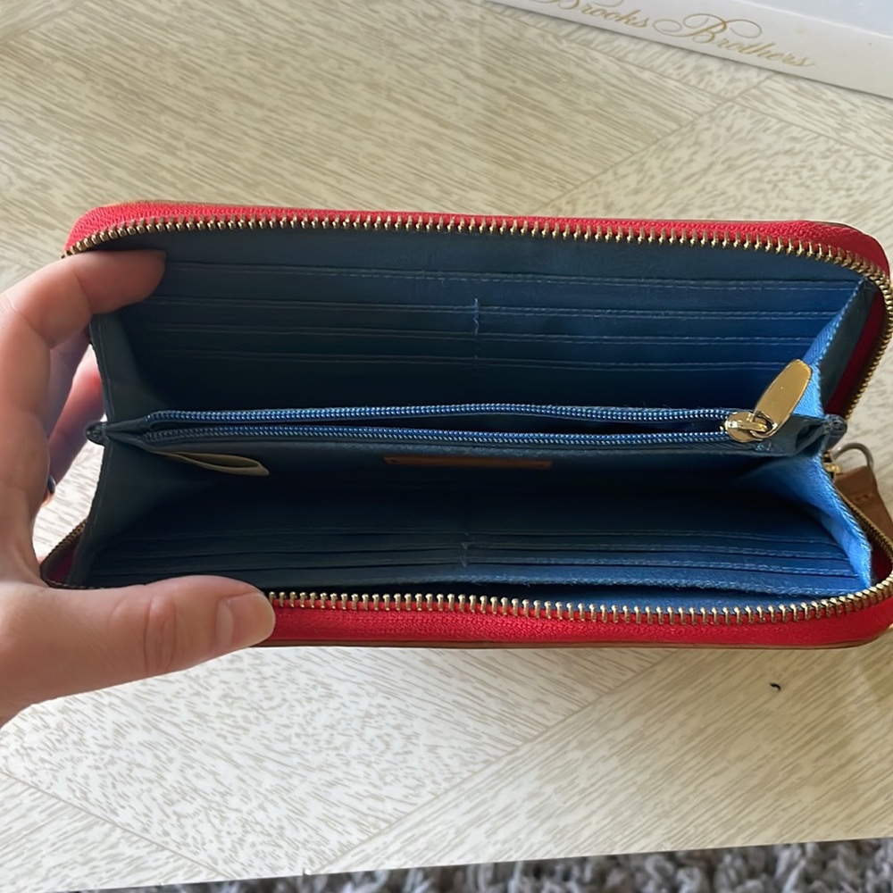Wallet - Picture 2 of 2